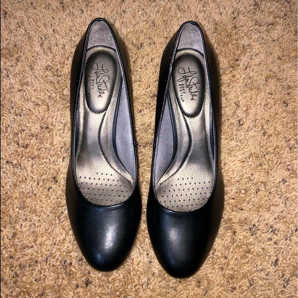 Lifestride pumps